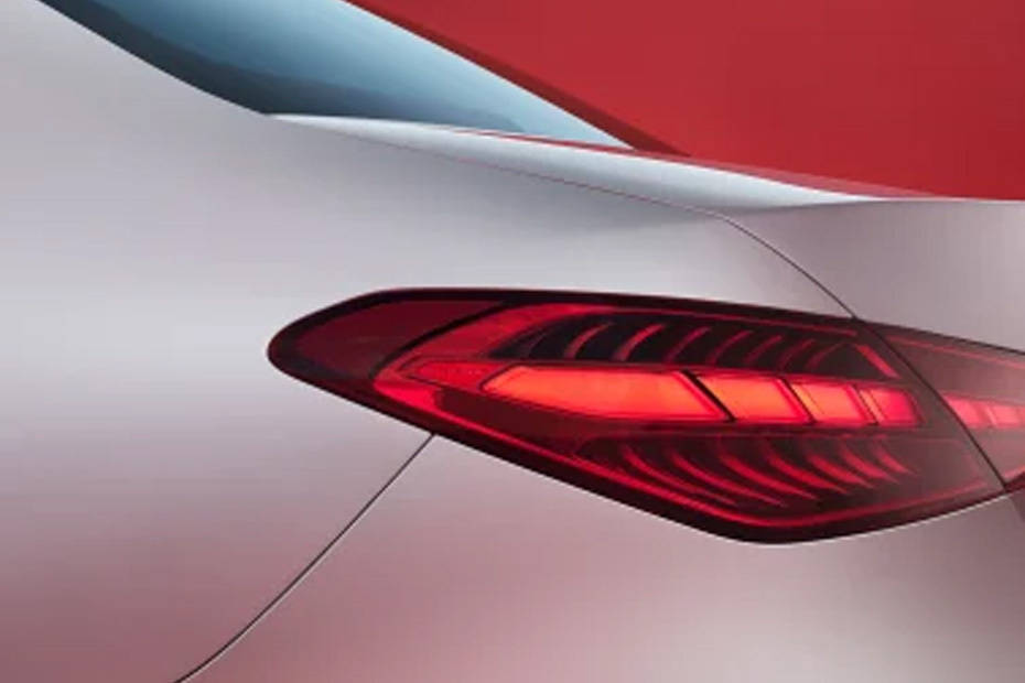 سى كلاس سيدان Tail light سى كلاس سيدان Tail light