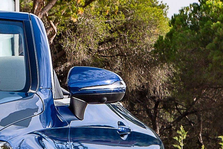 Mercedes-Benz C-Class Cabriolet Drivers Side Mirror Front Angle Mercedes-Benz C-Class Cabriolet Drivers Side Mirror Front Angle