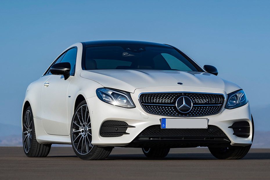 Mercedes-Benz E-Class Coupe Front Cross Side View Mercedes-Benz E-Class Coupe Front Cross Side View