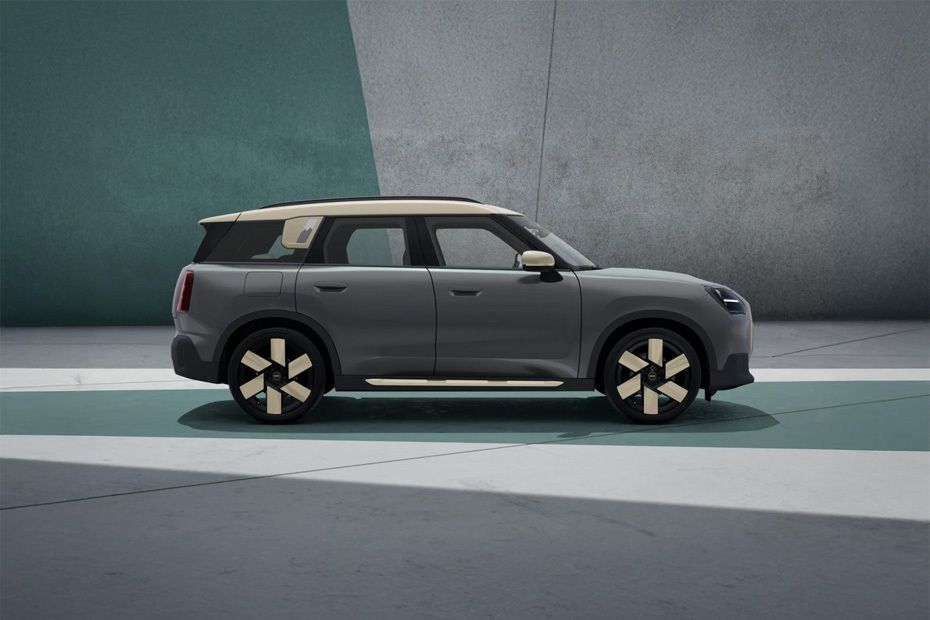 Countryman Electric Medium Angle Front View Countryman Electric Medium Angle Front View