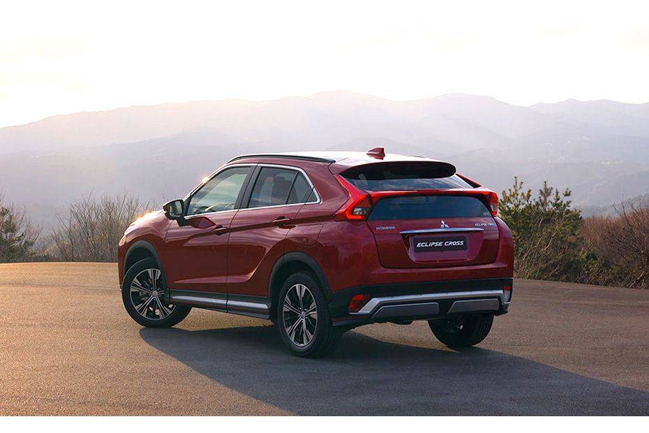 Rear Cross Side View of Mitsubishi Eclipse Cross Rear Cross Side View of Mitsubishi Eclipse Cross