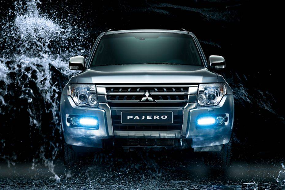 Full Front View of Pajero Full Front View of Pajero
