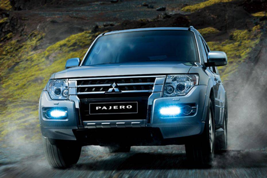 Pajero Tilted Front View Pajero Tilted Front View