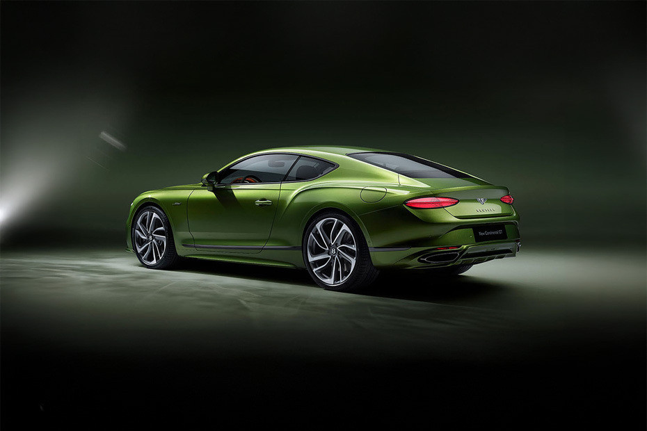 Rear Cross Side View of Bentley Continental GT Rear Cross Side View of Bentley Continental GT