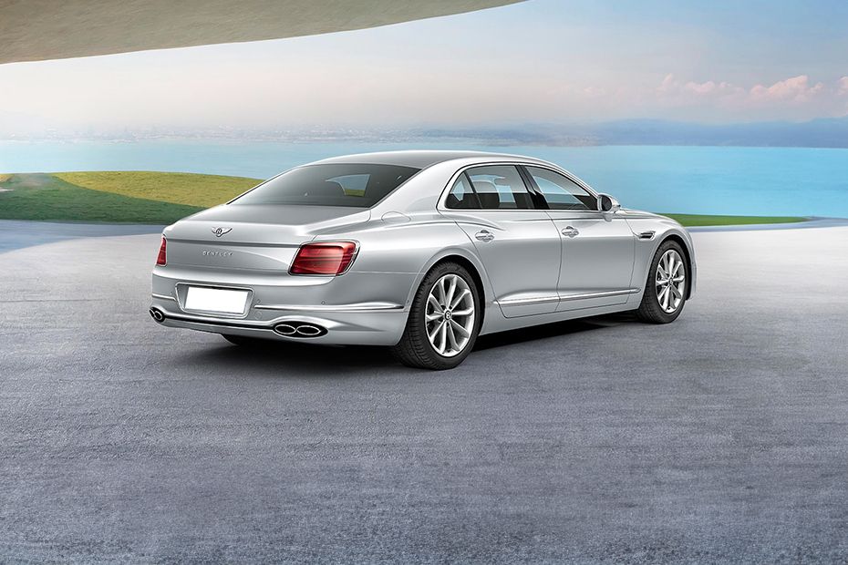 فلاينج سبير (2022-2024) Rear angle view فلاينج سبير (2022-2024) Rear angle view
