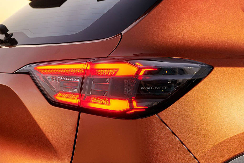 Magnite Tail light Magnite Tail light