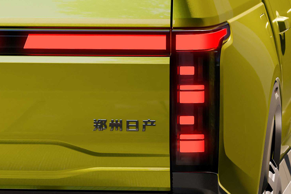 فرونتير برو Tail light فرونتير برو Tail light