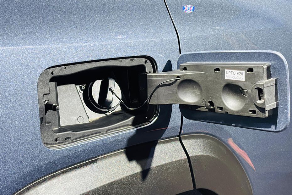 Gas Cap Open of Tekton