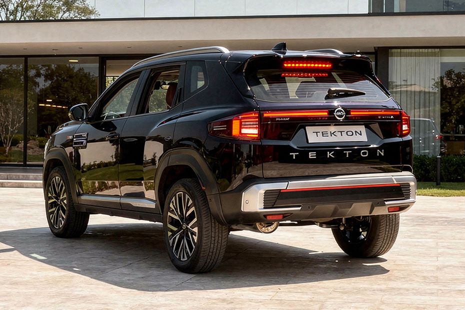 Rear Cross Side View of Nissan Tekton