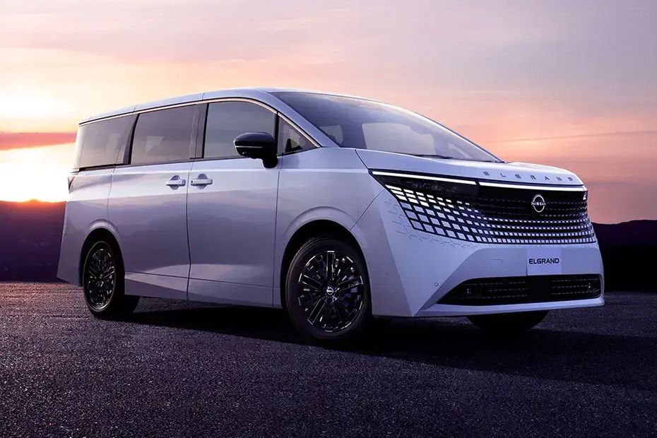 نيسان إلجراند Front Medium View