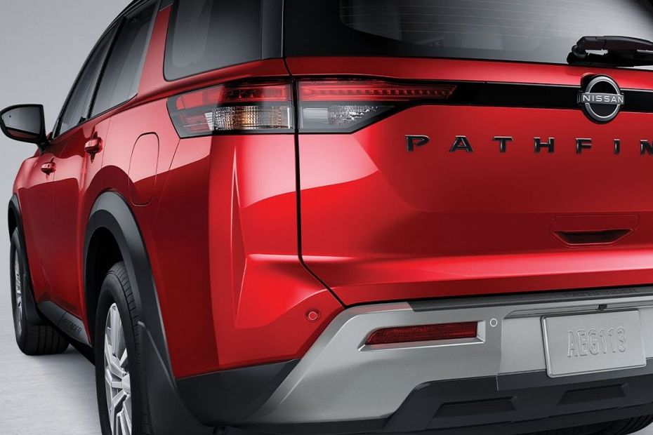 باثفايندر Tail light باثفايندر Tail light