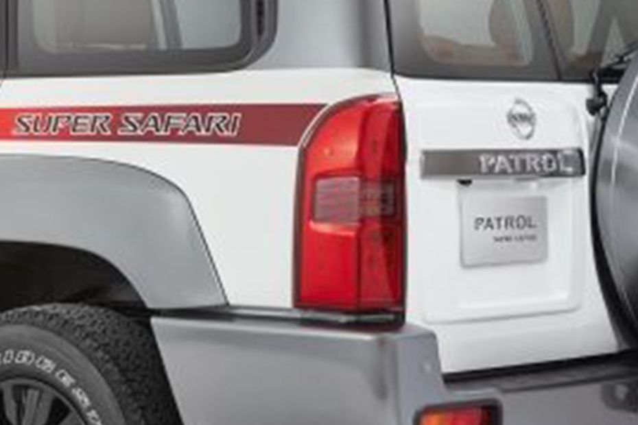 Patrol Safari Tail light Patrol Safari Tail light
