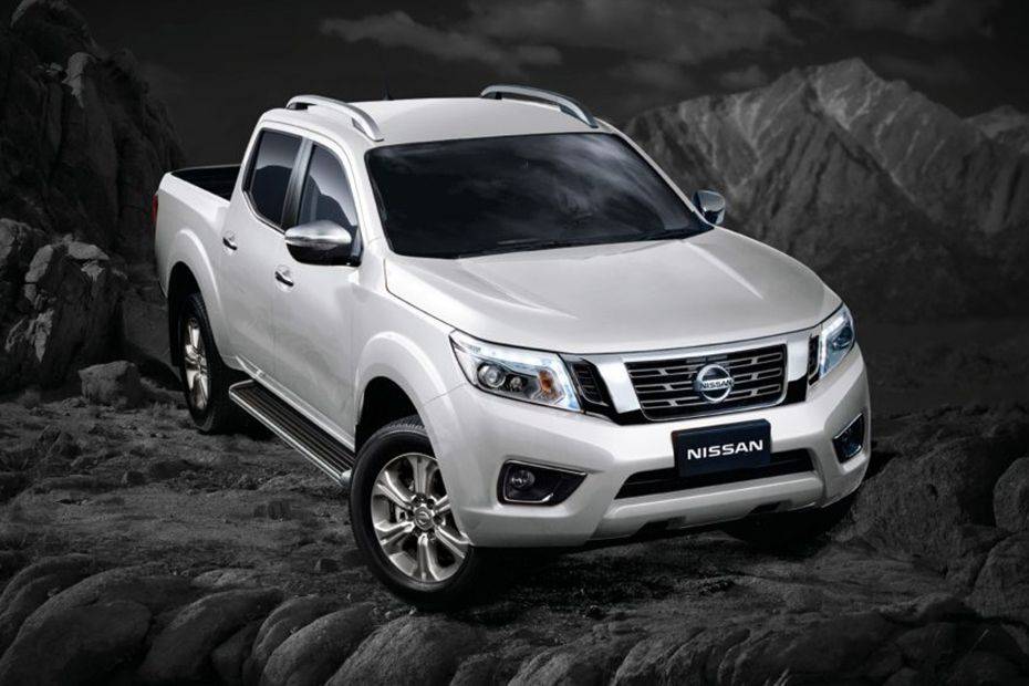 Nissan Navara Pickup(2017-2021) Front Cross Side View Nissan Navara Pickup(2017-2021) Front Cross Side View