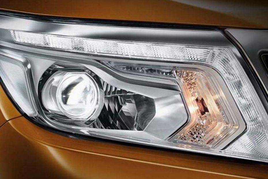 Navara Pickup(2017-2021) Headlight Navara Pickup(2017-2021) Headlight