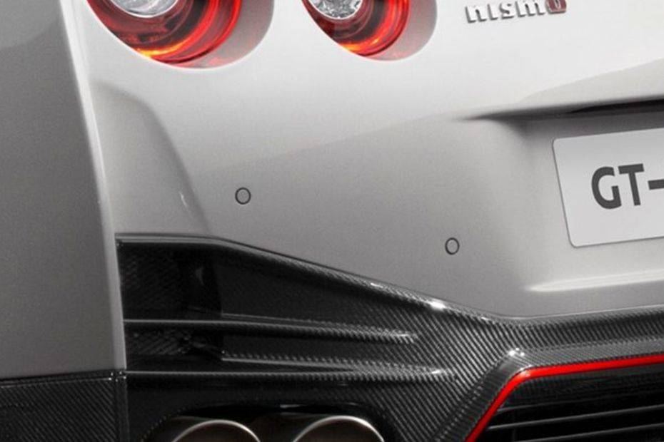 Nissan GT-R Nismo Reverse Parking Sensors Nissan GT-R Nismo Reverse Parking Sensors