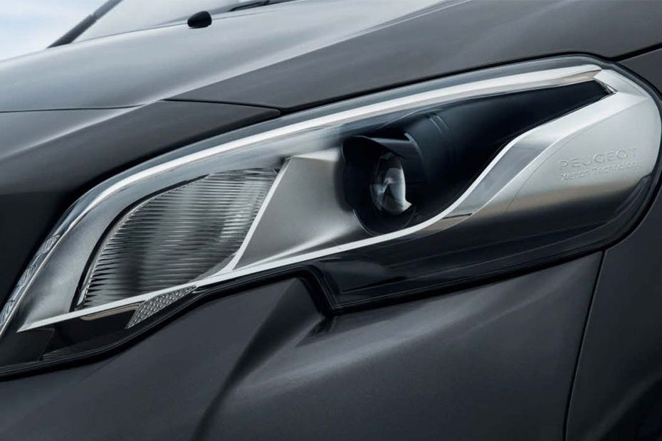 Traveller (2018-2022) Headlight Traveller (2018-2022) Headlight