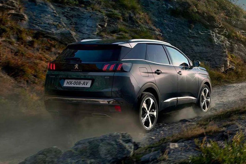Rear Cross Side View of Peugeot 3008 (2023-2024) Rear Cross Side View of Peugeot 3008 (2023-2024)