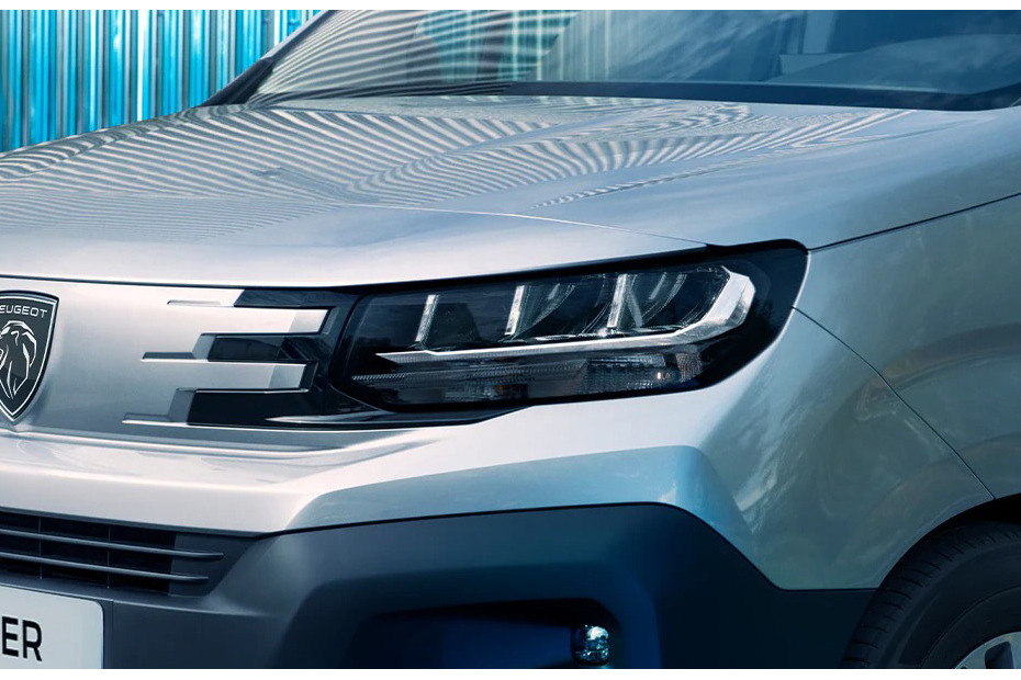 بارتنر Headlight بارتنر Headlight