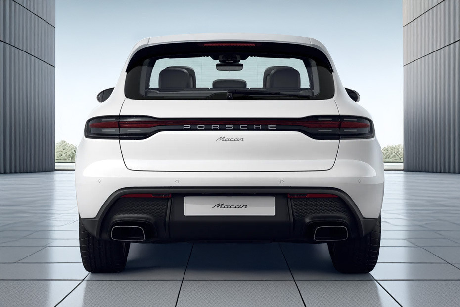 Full Rear View of Porsche Macan Full Rear View of Porsche Macan