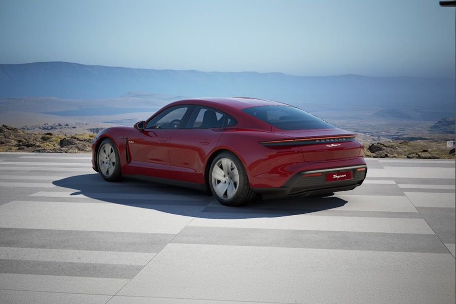 Rear Cross Side View of بورش تايكان Rear Cross Side View of بورش تايكان