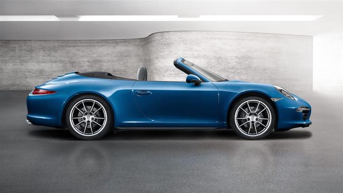 911 Carrera 4 Cabriolet Side view