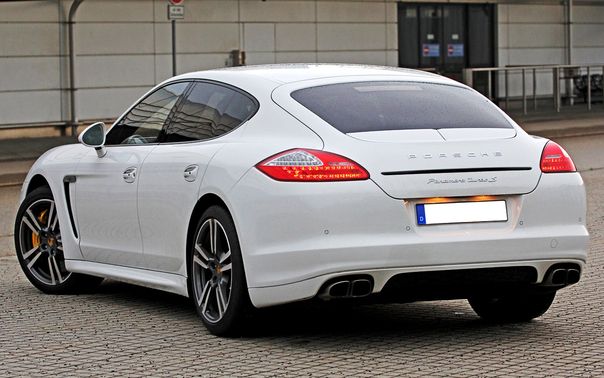 Panamera Turbo S Side view Panamera Turbo S Side view