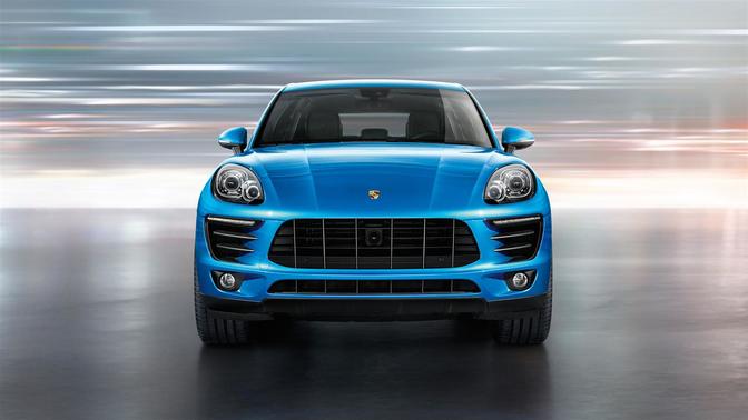 Full Front View of Macan S Full Front View of Macan S