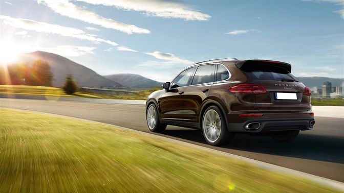 Cayenne Diesel Side view