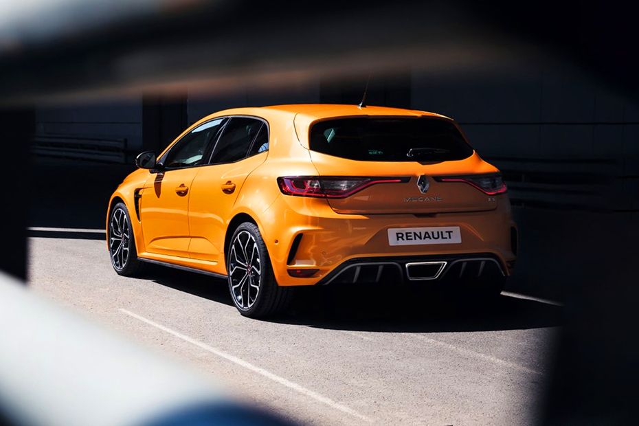 Megane RS Rear Medium Side View Megane RS Rear Medium Side View