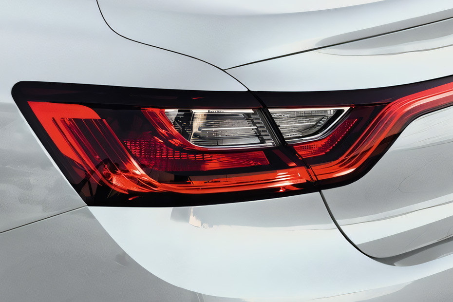 ميجان Tail light ميجان Tail light