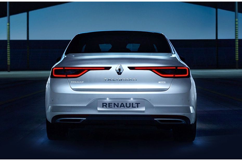 Full Rear View of Renault Talisman Full Rear View of Renault Talisman