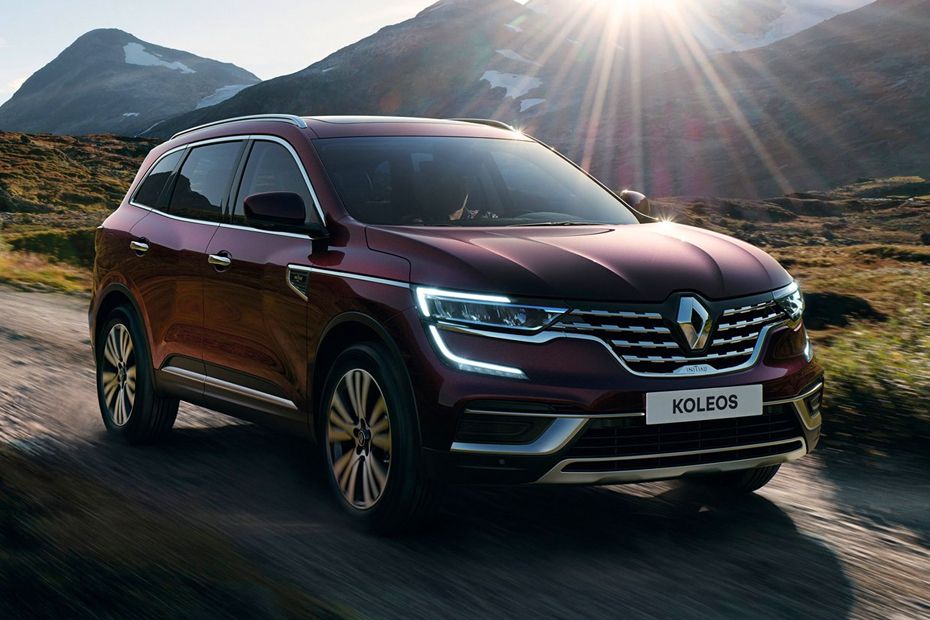 Renault Koleos (2022-2024) Front Medium View Renault Koleos (2022-2024) Front Medium View
