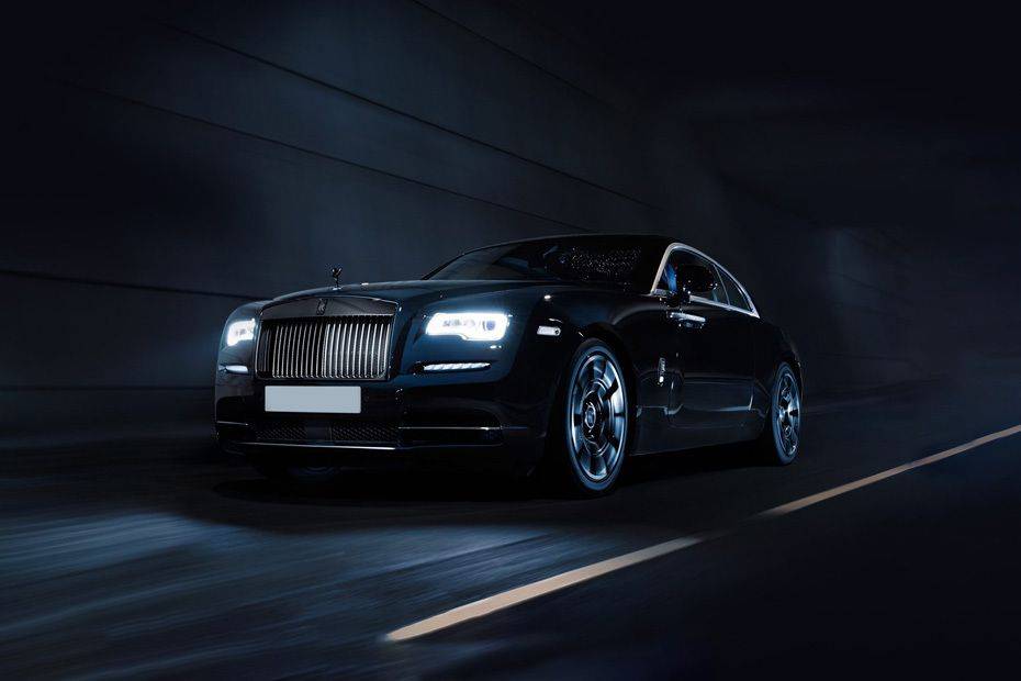 Rolls Royce Wraith Front angle low view Rolls Royce Wraith Front angle low view