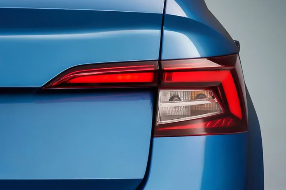 Slavia Tail light