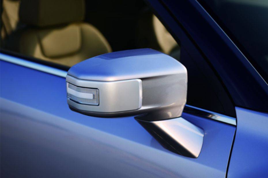 سانج يونج توريس Drivers Side Mirror Rear Angle سانج يونج توريس Drivers Side Mirror Rear Angle