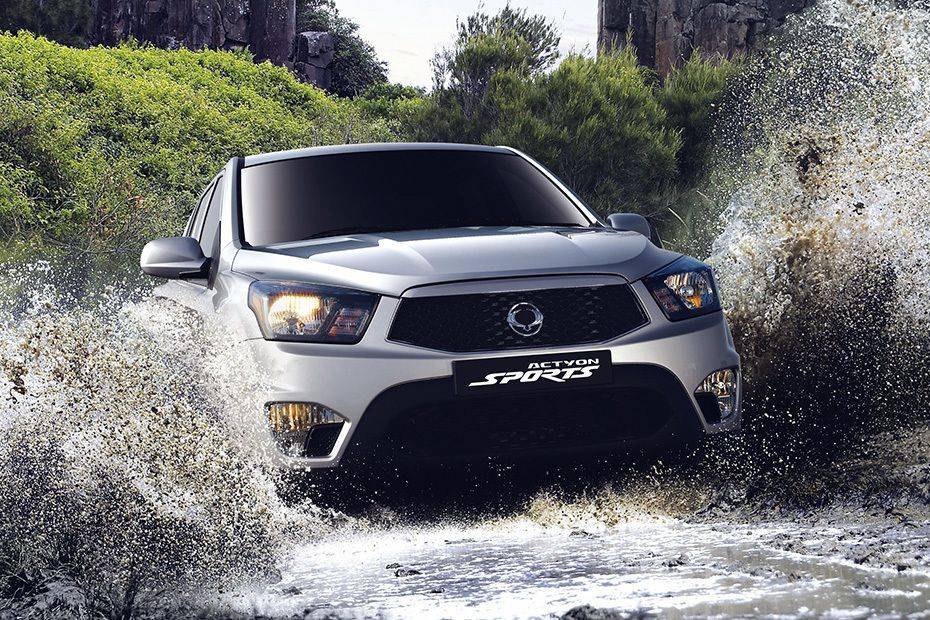 Ssangyong Actyon Sport Front Cross Side View Ssangyong Actyon Sport Front Cross Side View