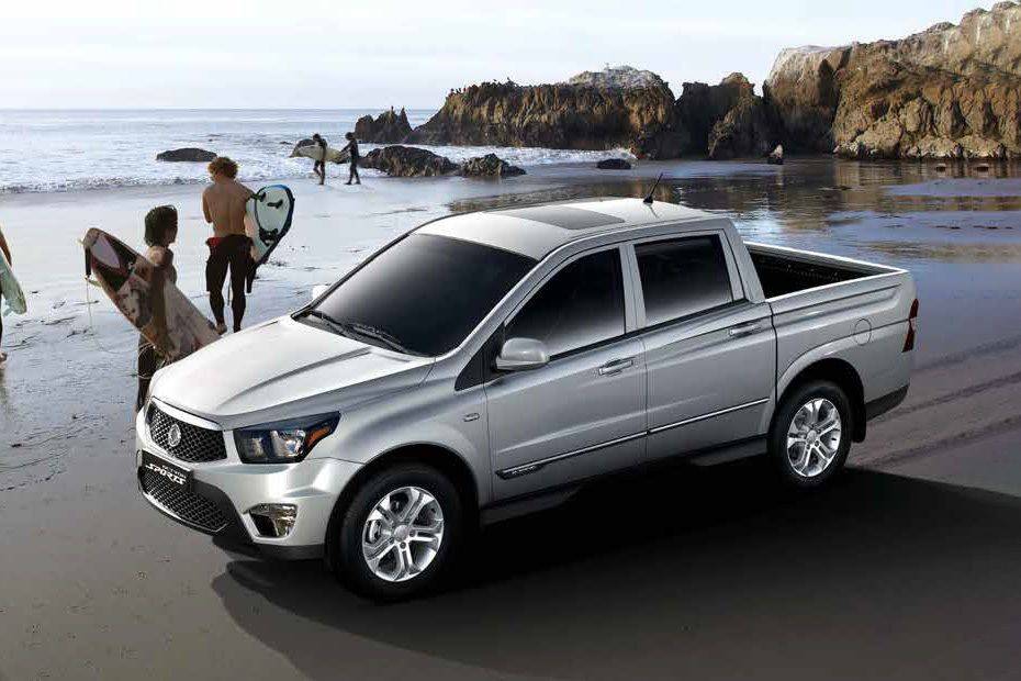 Ssangyong Actyon Sport Side Medium View Ssangyong Actyon Sport Side Medium View