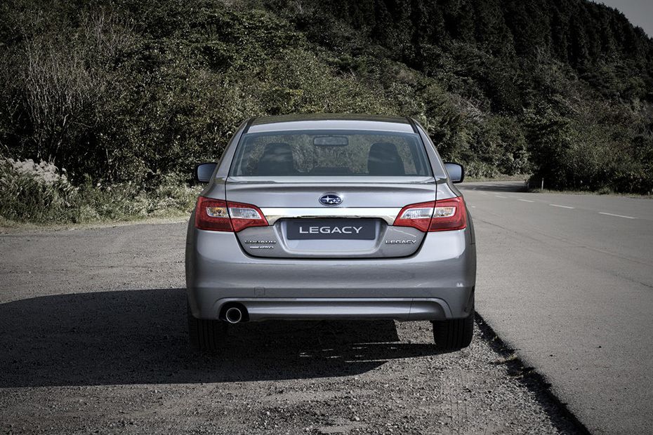 Full Rear View of Subaru Legacy Full Rear View of Subaru Legacy