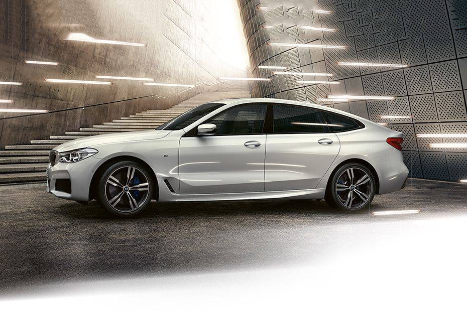 بي إم دبليو 6 Series Gran Turismo Drivers Sideview بي إم دبليو 6 Series Gran Turismo Drivers Sideview