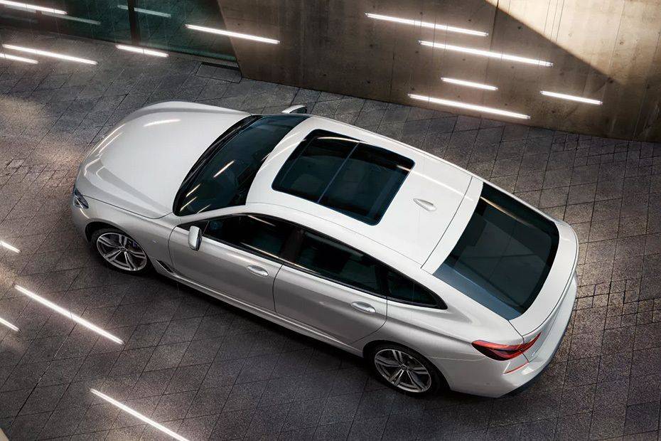 Top View of 6 Series Gran Turismo Top View of 6 Series Gran Turismo
