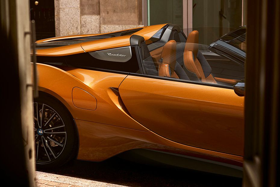 i8 Roadster Door handle