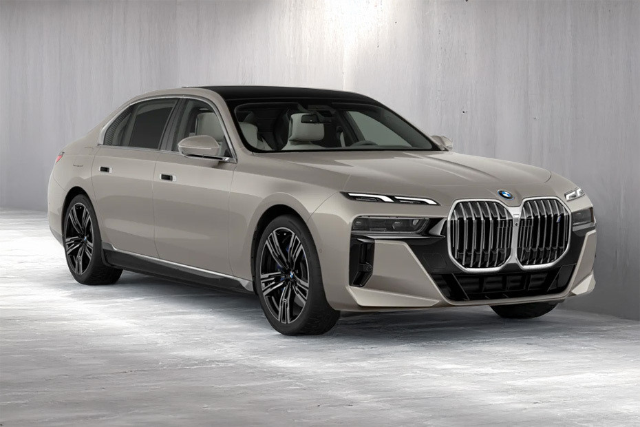 BMW 7 Series Front Medium View BMW 7 Series Front Medium View