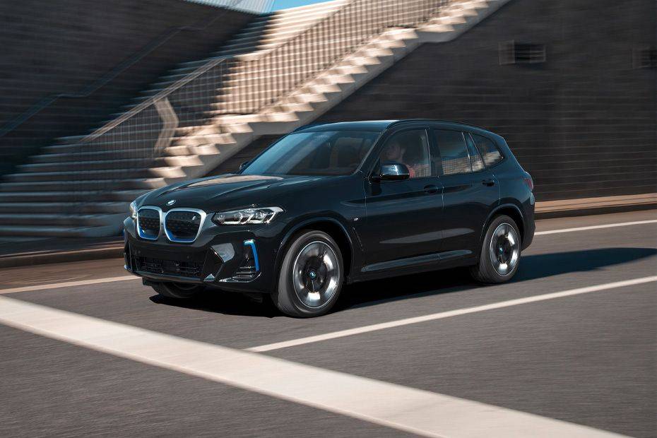 BMW IX3 2025 Saudi Arabia