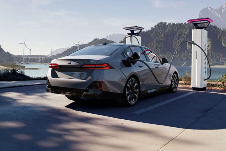 I5 Rear angle view I5 Rear angle view