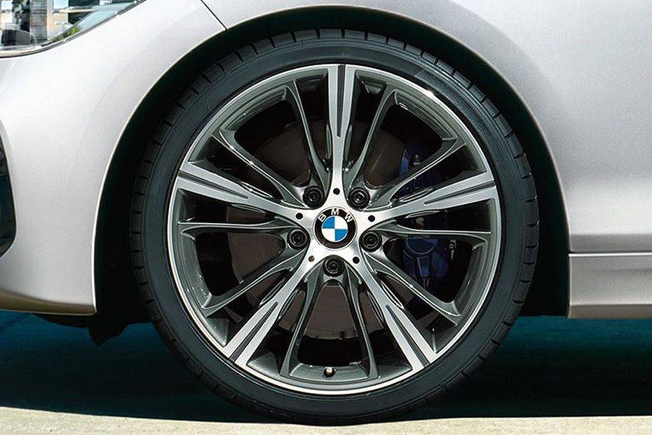 1 Series 5 Door Wheel 1 Series 5 Door Wheel