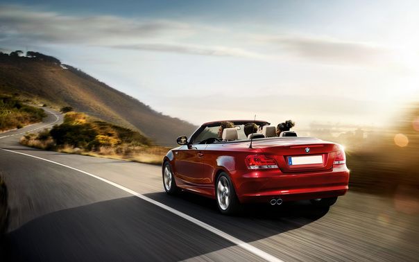 1 Series Convertible Side view 1 Series Convertible Side view