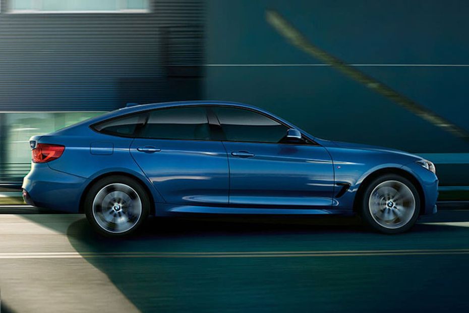بي إم دبليو 3 Series Gran Turismo Drivers Sideview بي إم دبليو 3 Series Gran Turismo Drivers Sideview