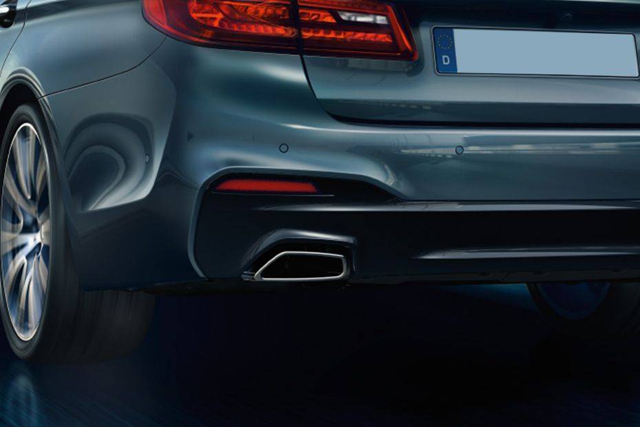 Exhaust Pipe of BMW 5 Series Sedan Exhaust Pipe of BMW 5 Series Sedan