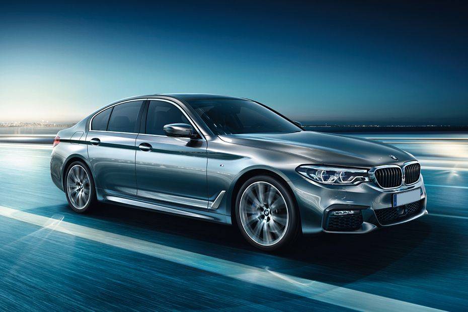 BMW 5 Series Sedan Front Cross Side View BMW 5 Series Sedan Front Cross Side View