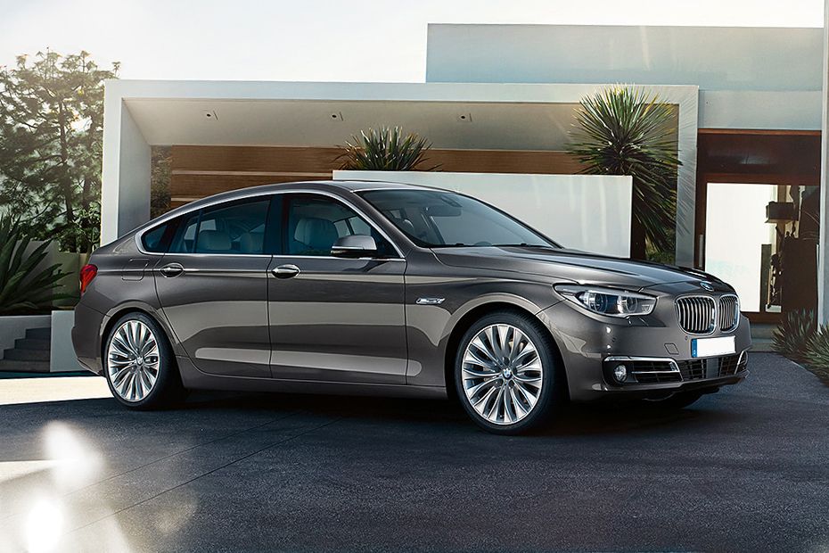 BMW 5 Series Gran Turismo Front Cross Side View BMW 5 Series Gran Turismo Front Cross Side View